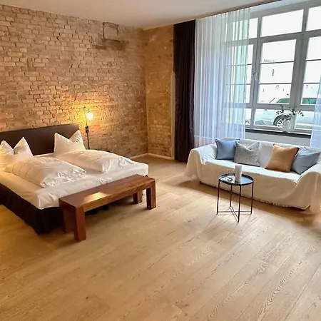 Cinderella Cafe 3* Berlin